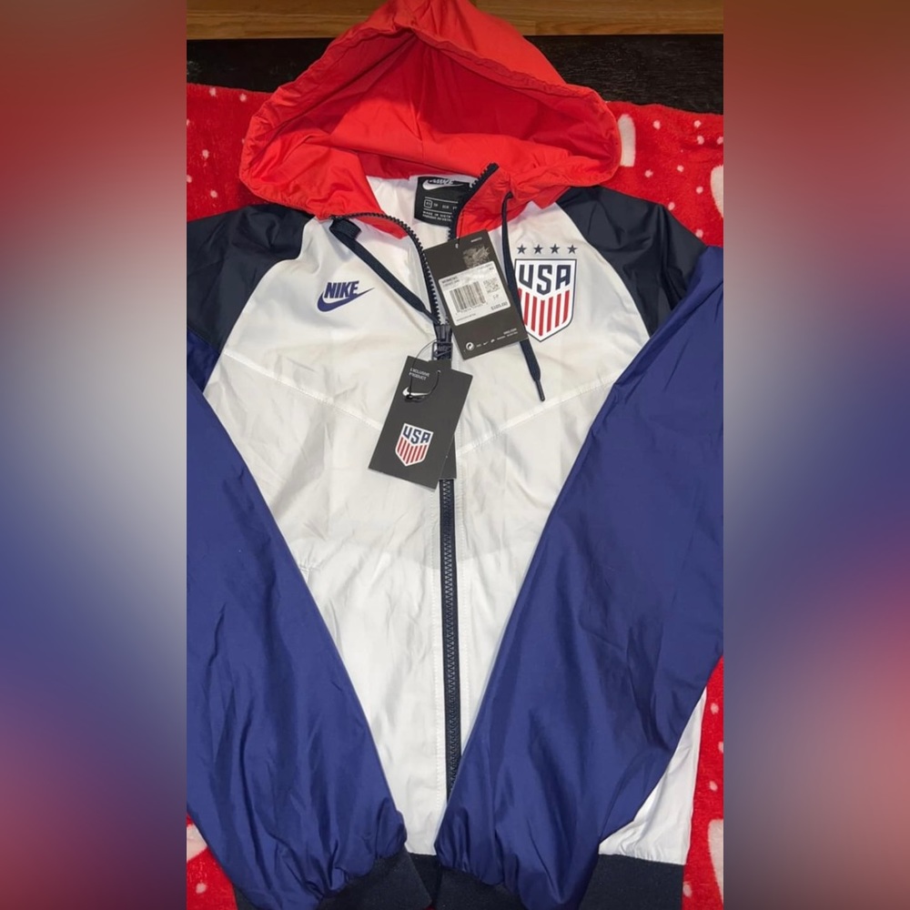 Nike windbreaker
